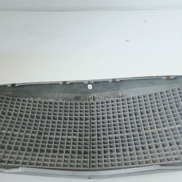 Mascherina griglia calandra radiatore 1168880023 Mercedes W116 SE da restaurare
