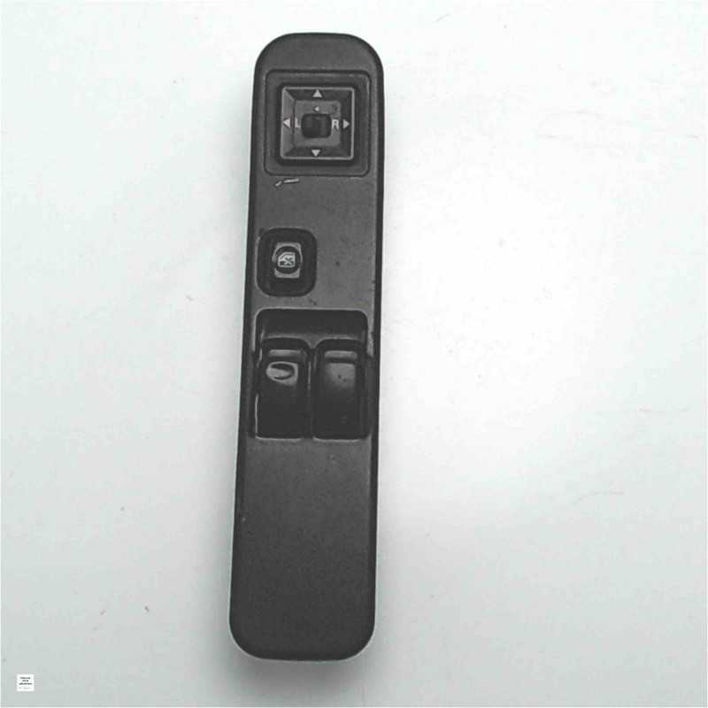 513915 Pulsantiera interruttore alzavetri anteriore sinistro Mitsubishi Delica 1995