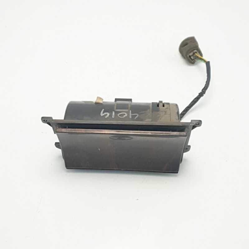Posacenere accendisigari SsangYong Korando KJ 1996-06 colore radica Posacenere accendisigari SsangYong Korando KJ 1996-06 colore radica