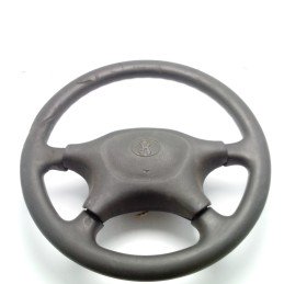 Volante nero in pelle...