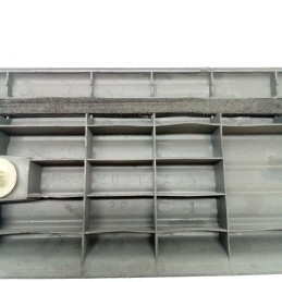 MR402145 Battitacco modanatura anteriore destro portiera Mitsubishi Pajero III V60 1999-06