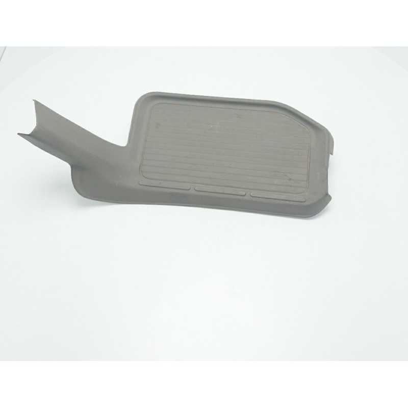 MR402154 battitacco posteriore sinistro Mitsubishi Pajero Gls 5P 4X4 MR402154 battitacco posteriore sinistro Mitsubishi Pajero Gls 5P 4X4