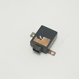MB886391 centralina ecu confort rele' lampeggiante luce verde Mitsubishi Pajero mk2 1997