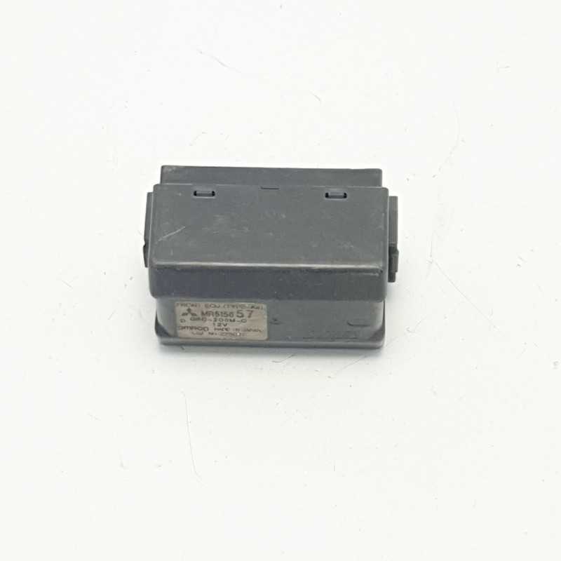 MR515657 centralina ecu rele' Mitsubishi Pajero 3.2 DiD Omron MR515657 centralina ecu rele' Mitsubishi Pajero 3.2 DiD Omron