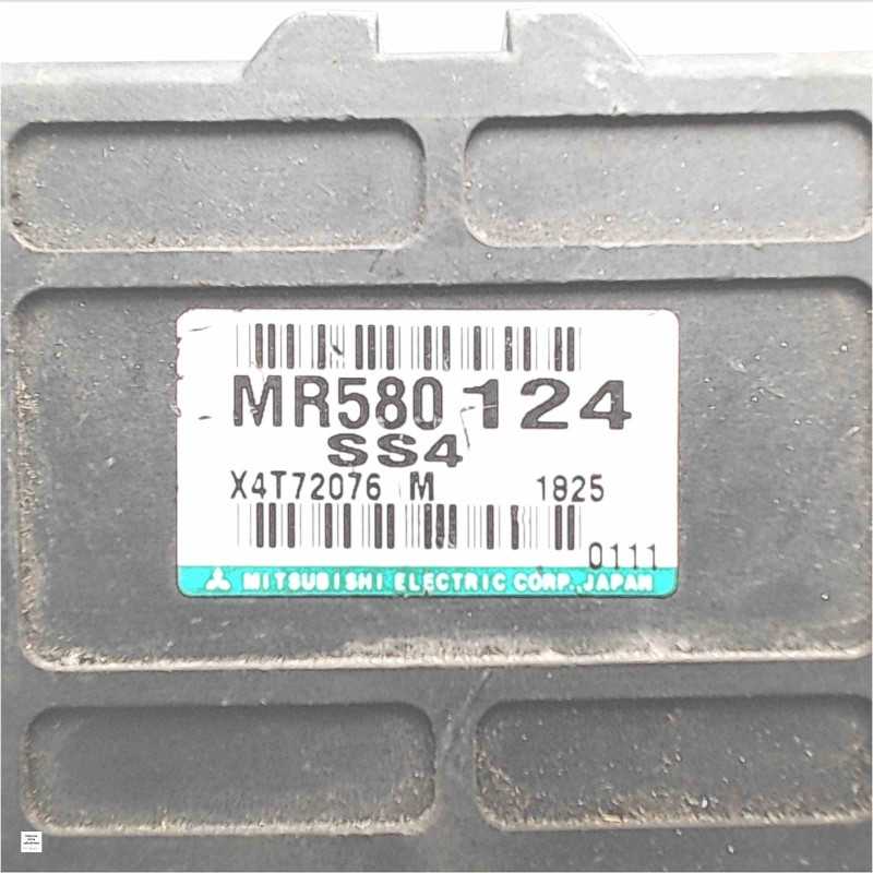 MR580124 Centralina modulo controllo trazione Mitsubishi Pajero 4serie 3.2DID 4x4 2000 MR580124 Centralina modulo controllo trazione Mitsubishi Pajero 4serie 3.2DID 4x4 2000